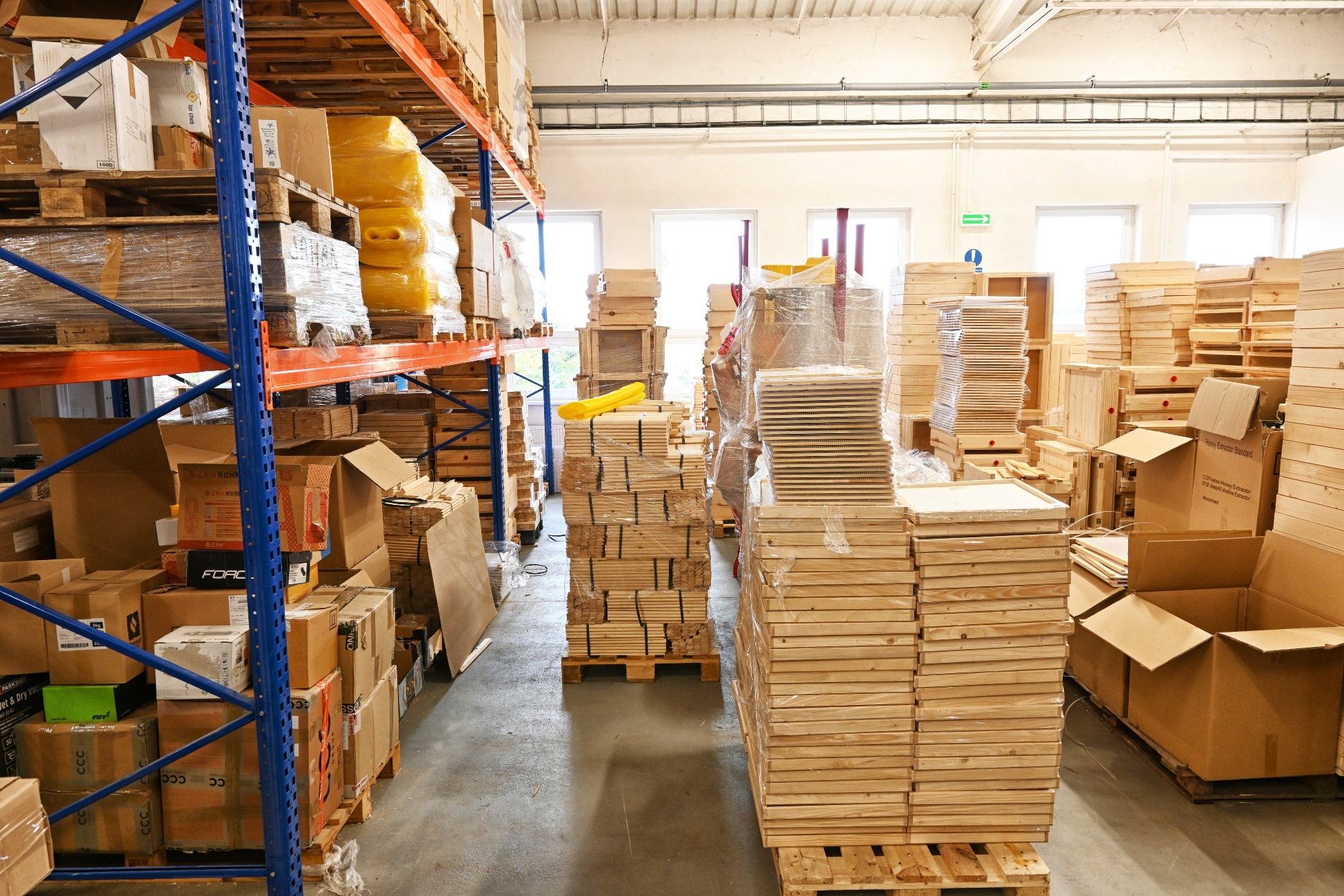 Sklad zboží Újezd pod Troskami