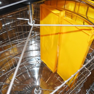 LYSON Basic 4-Waben-Diagonalschleuder, elektrisch 230V, Fi60 cm - ohne durchgehende Mittelachse