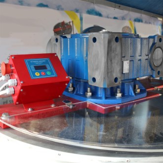 Honigrührgerät  Lysoň Vol. 600 l - autom.