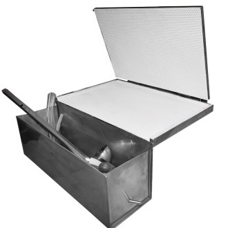 Wassergekühlte Handpresse für Mittelwände – 420 x 205 mm